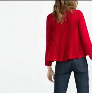 Zara  Pleated Red Front Zipper Polyester  Blouse Size Large